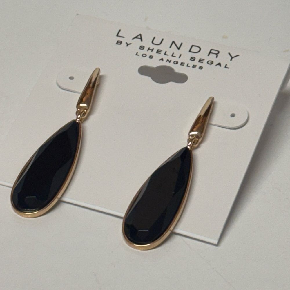 NWT Laundry By Shelli Segal Black Teardrop Drop Earrings Gold Accent 2"